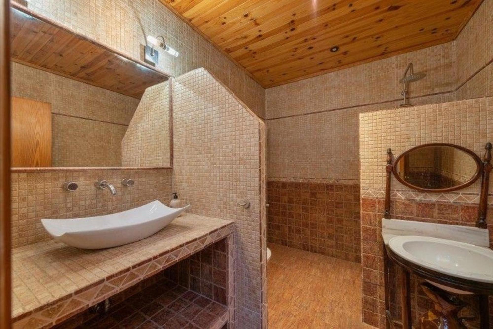 Liebevoll Eingerichtetes Ueber Zwei Etagen Mit Einem Gemuetlichen Garten Mit Veranda Und Aussenkueche * Palma de Mallorca